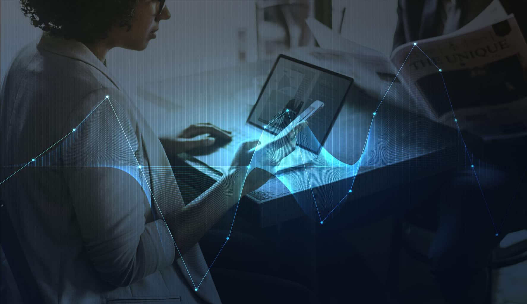 Competitive advantages examples and their relationship with data management